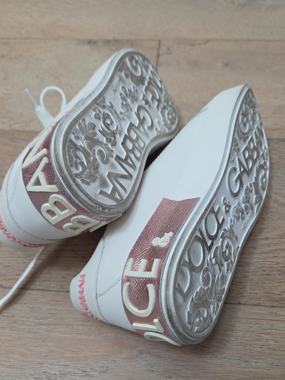 White Leather Sneakers with Metallic Pink. Size 37 - Picture 4 of 5